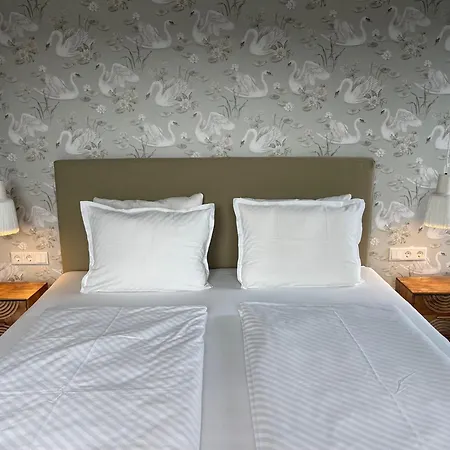 Alwine - An Den Spreewiesen 4*