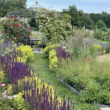 Alwine - An Den Spreewiesen 4*