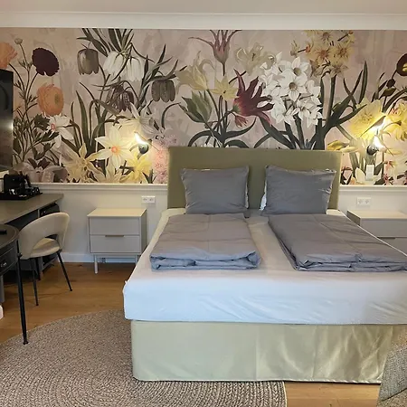 Alwine - An Den Spreewiesen Pensionat Rietz Neuendorf